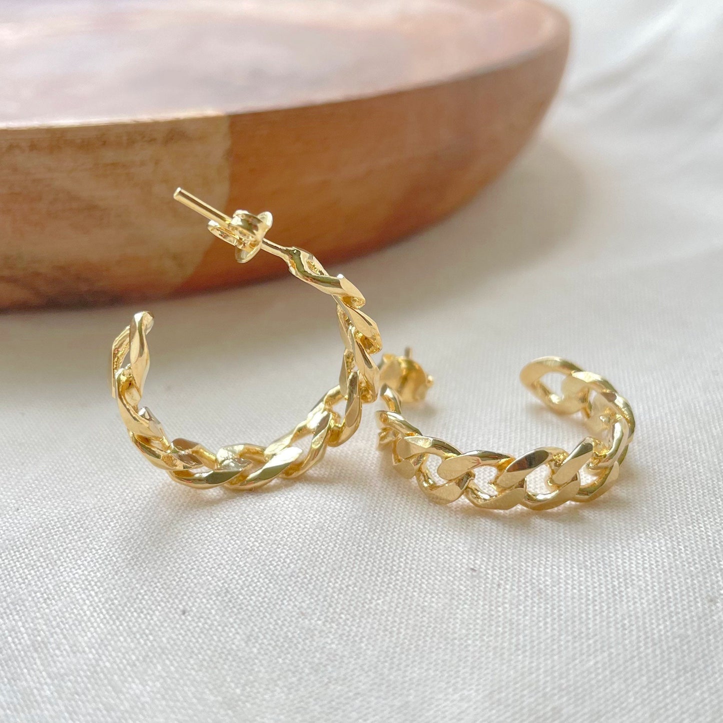 Side view of 18k gold filled curb chain hoop earring, thick open hoop, push back earring. White background
