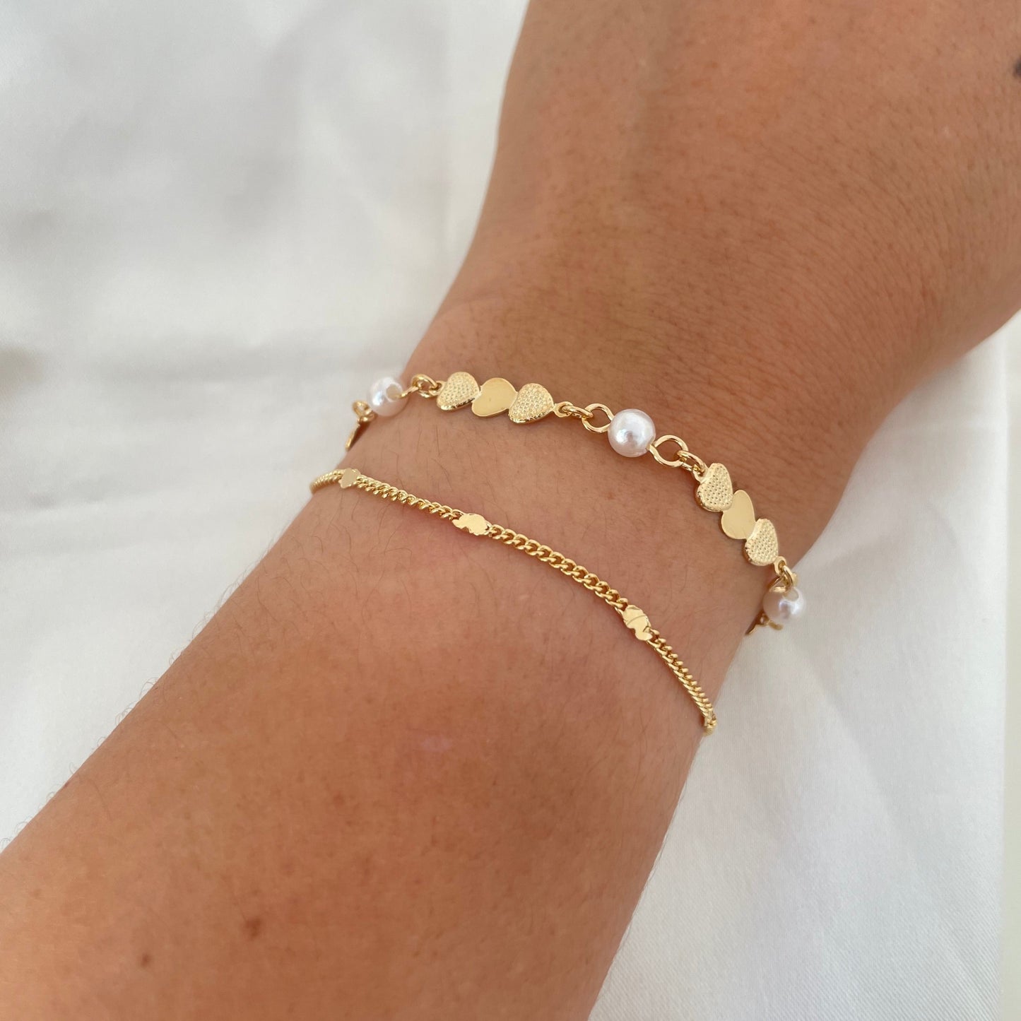 Set of bracelets in 18k gold filled, heart link bracelet and heart pearl bracelet