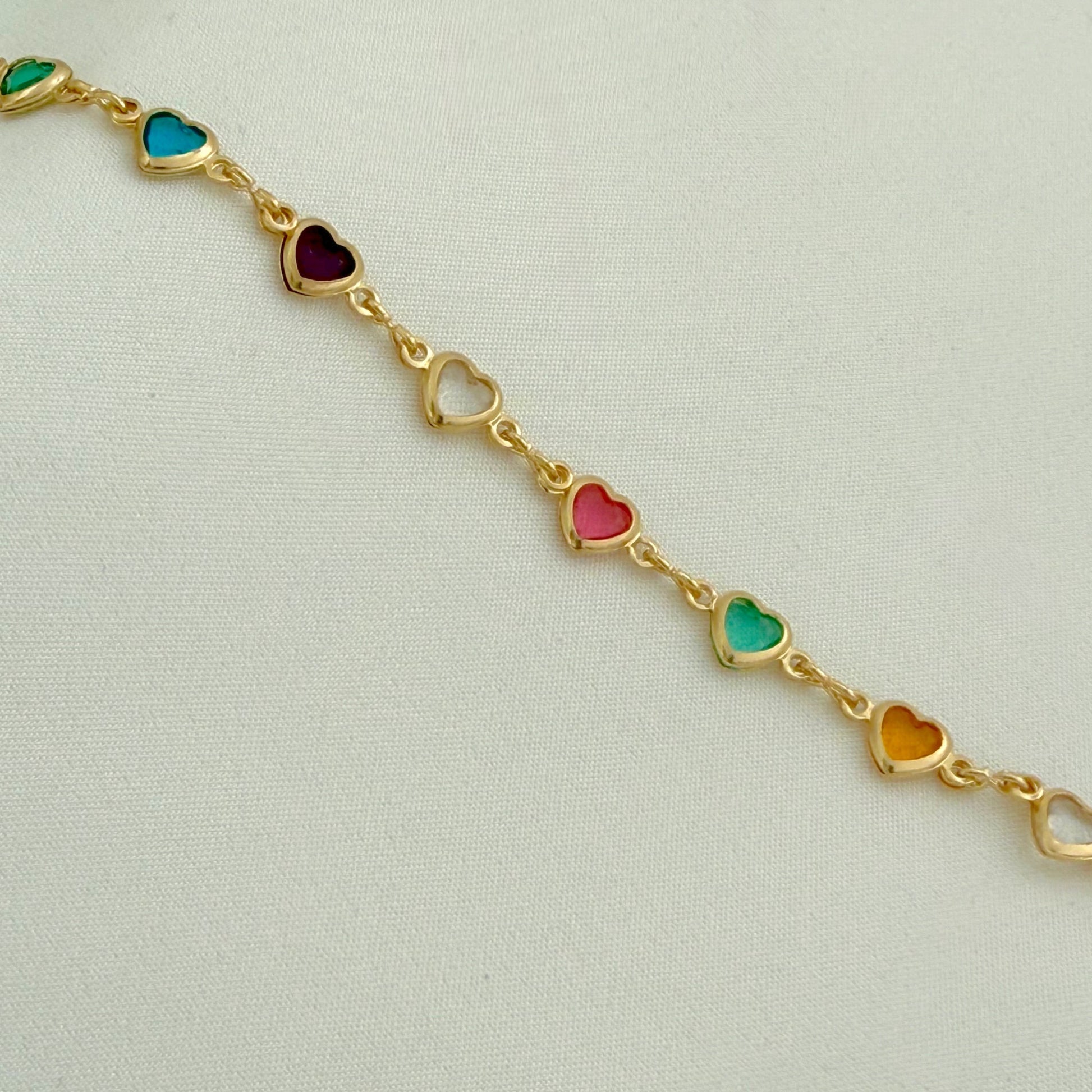 Colorful heart shaped crystal bracelet for everyday wear