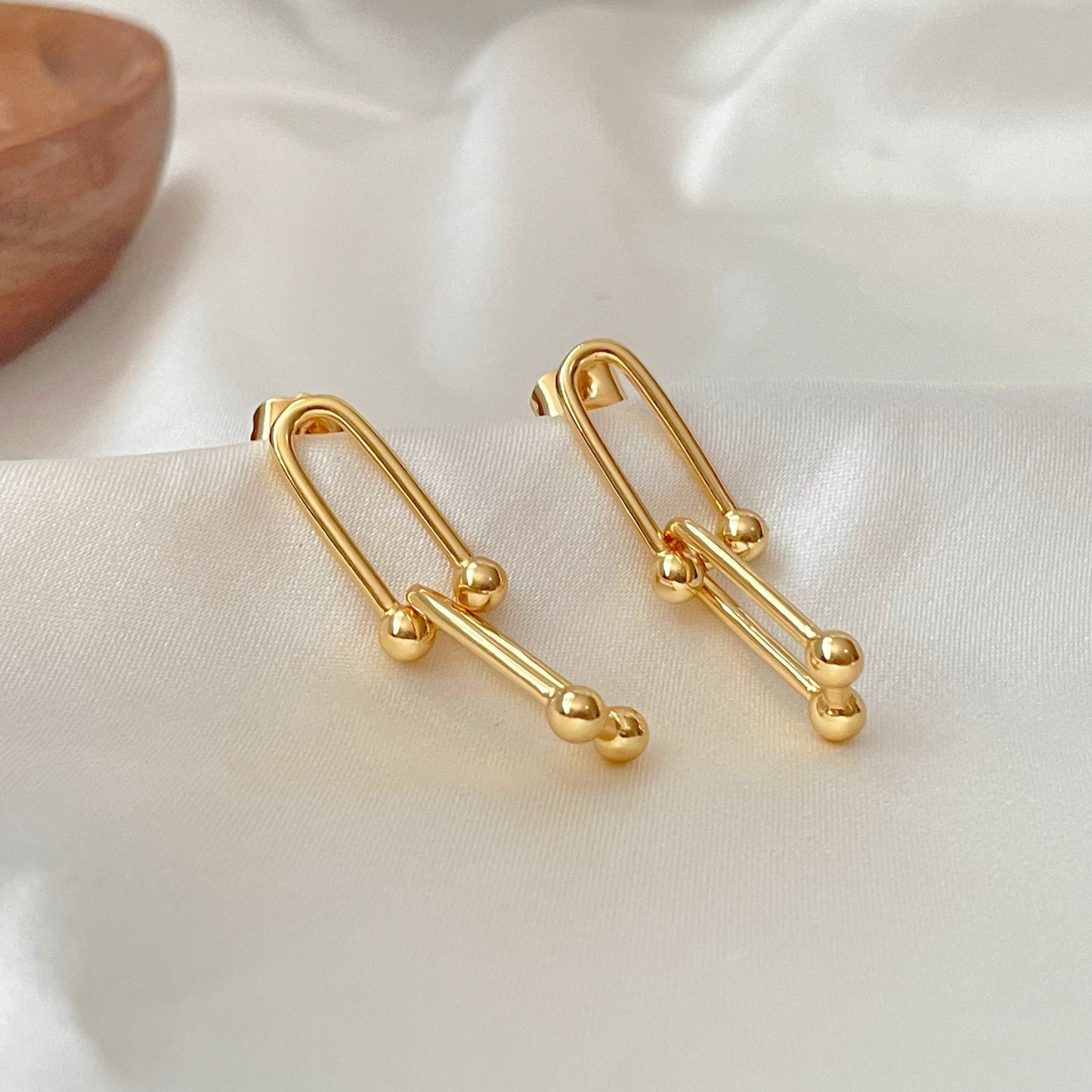 U link earrings in 18k gold filled