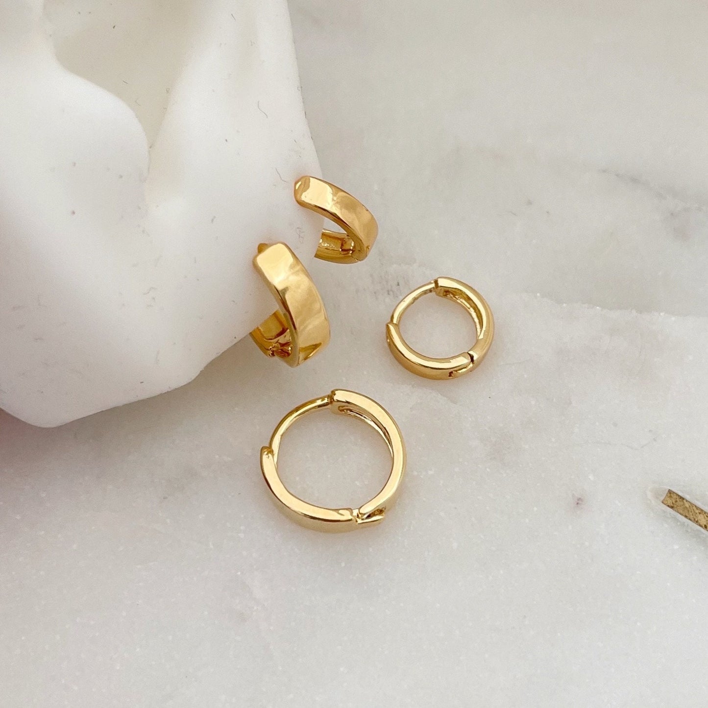 Classic  and simple everyday huggie hoop earrings in 18k gold filled